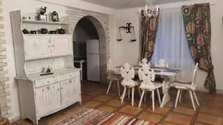 Проживание в семье Arkadia Dom nad Jeziorem Solińskim Волковыя Апартаменты с видом на озеро-1